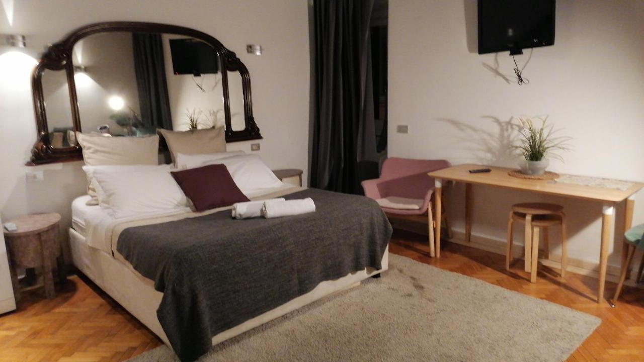Lovely Apartments In City Centre "Third Floor, Without Elevator" Roma Exterior foto